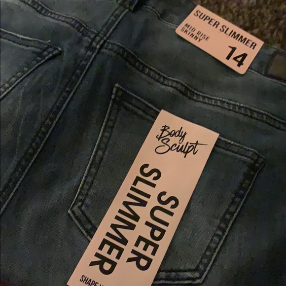 Plus Size Jeans Celebrity Pink 👖 - Picture 6 of 8